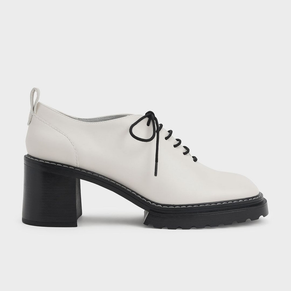 CHARLES & KEITH Lace-Up Oxford Pumps - Chalk White Size 38 LIKE NEW